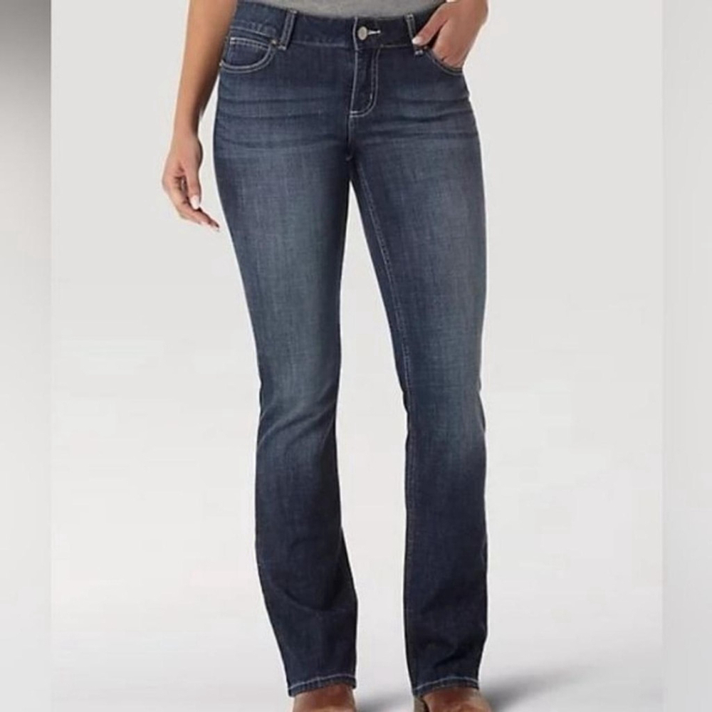 Wrangler  Mae Mid Rise Boot Cut Jean 09MWZDO Size 7